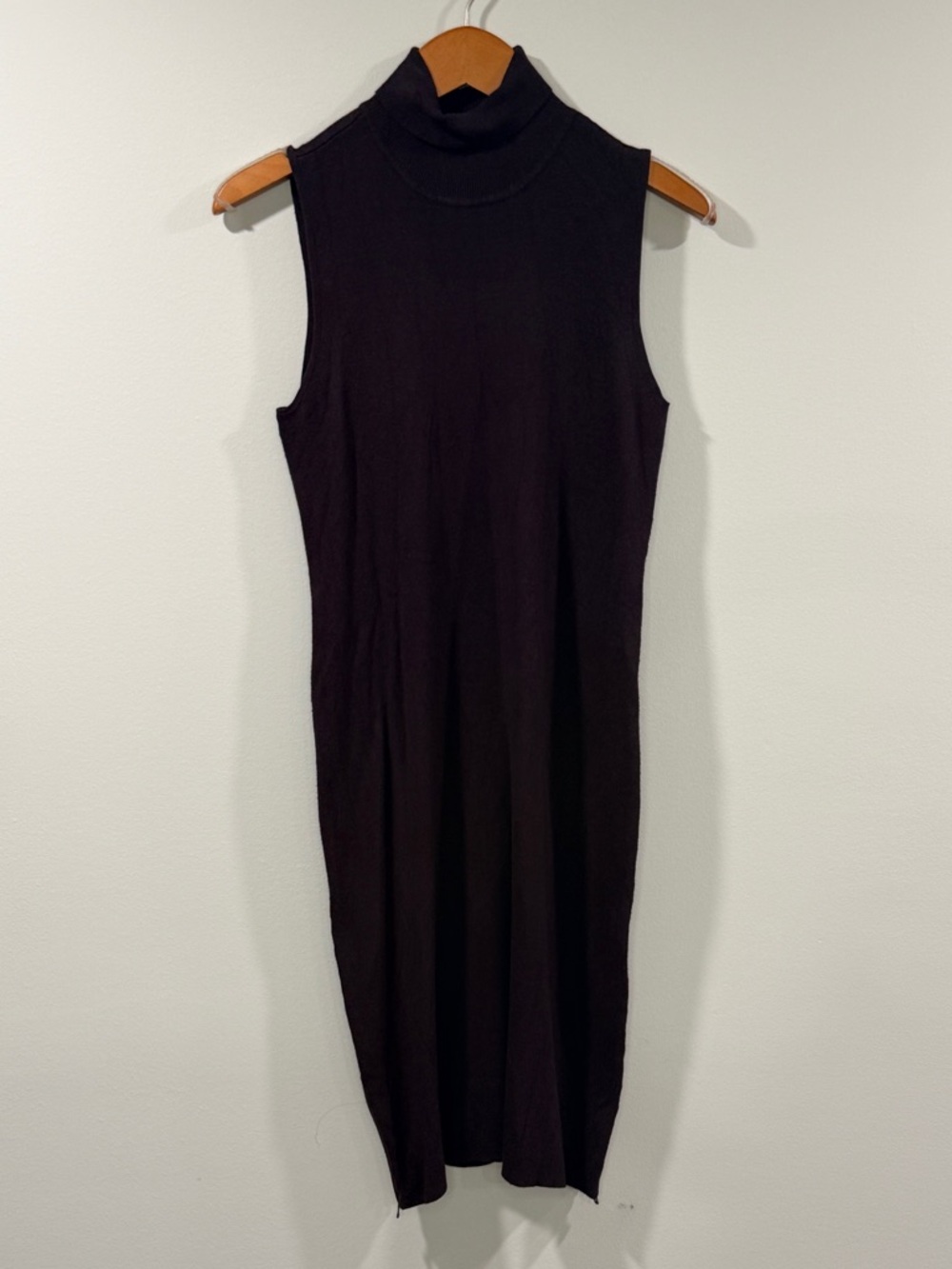 Kenneth Cole Women's Sleeveless Turtleneck Burgundy Midi Dress Size M